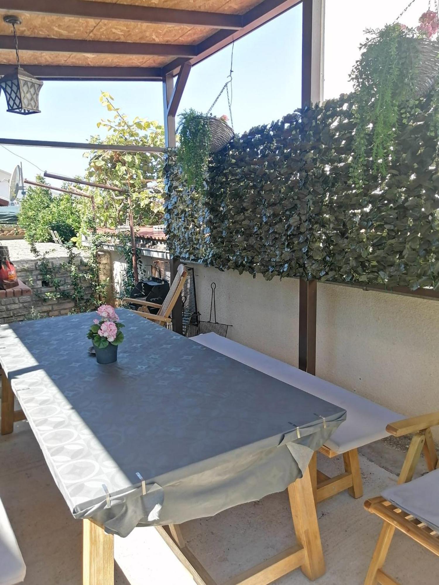 Apartments Kursan Seget Vranjica Exterior foto